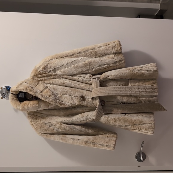 Juicy couture faux fur coat - Picture 1 of 8